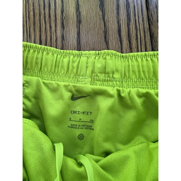 Nike Women's Tempo Brief Lined Running Shorts CU8890-372 Size Small Green NWT - Picture 3 of 6